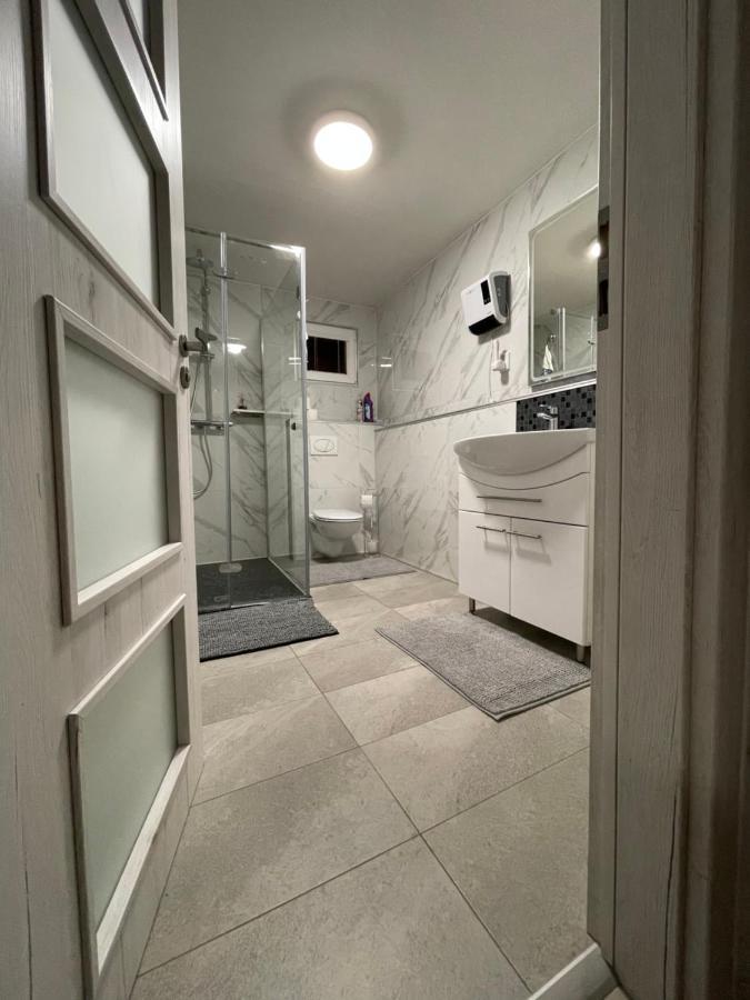 Johnys Apartment 俄斯特拉发 外观 照片
